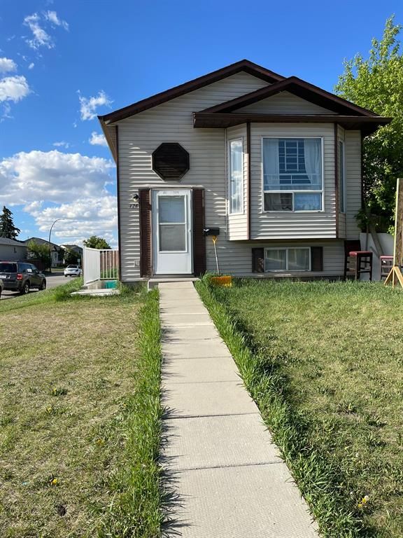 I have sold a property at 126 Martindale BOULEVARD NE in Calgary
